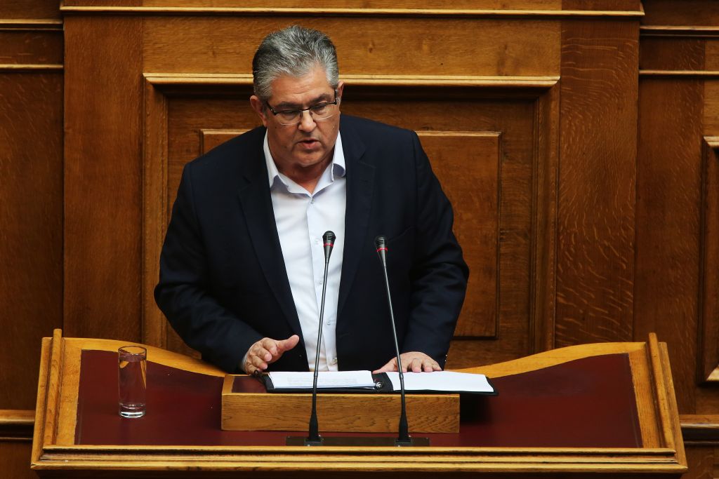 Απορρίπτει την κατάτμηση των μεγάλων εκλογικών περιφερειών  το ΚΚΕ