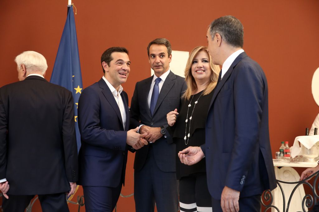 Δημοσκόπηση: Ποιος είναι δημοφιλέστερος πολιτικός – Τι λέει ο κόσμος για τις εκλογές