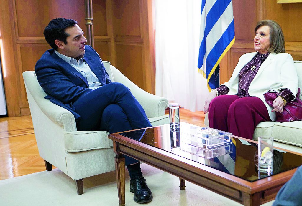 Ξύλο στη Βουλή: Η βουλευτής Μεγαλοοικονόμου επιτέθηκε σε πρώην συνεργάτη της