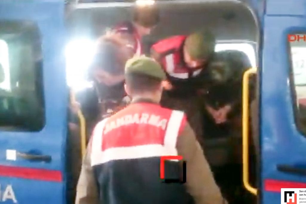 Τούρκος δικηγόρος: Αν και το τρίτο κινητό είναι καθαρό θα ελευθερωθούν οι Ελληνες στρατιωτικοί