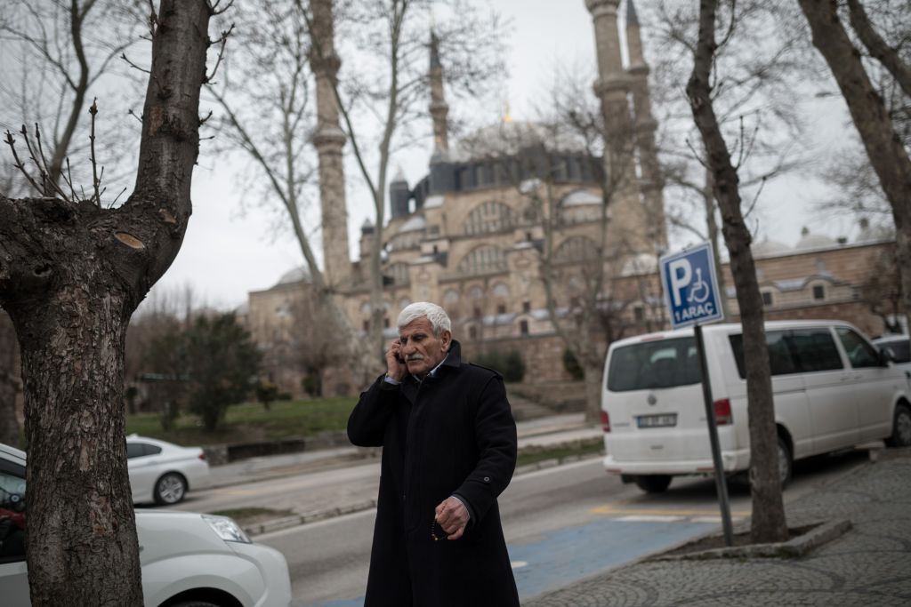 Le Monde: Μαράζωσε η Αδριανούπολη μετά τη σύλληψη των δύο Ελλήνων