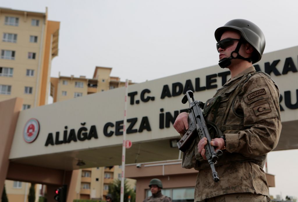 Τουρκία: 300 νέα εντάλματα σύλληψης «γκιουλενιστών»