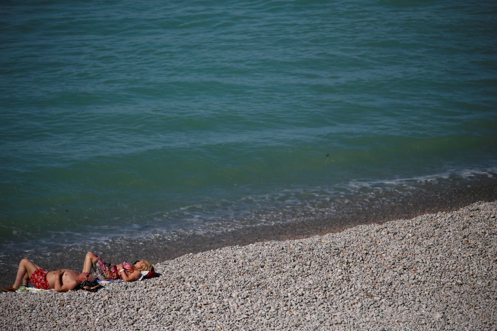 Το ηλιακό έγκαυμα διπλασιάζει τον κίνδυνο εμφάνισης μελανώματος