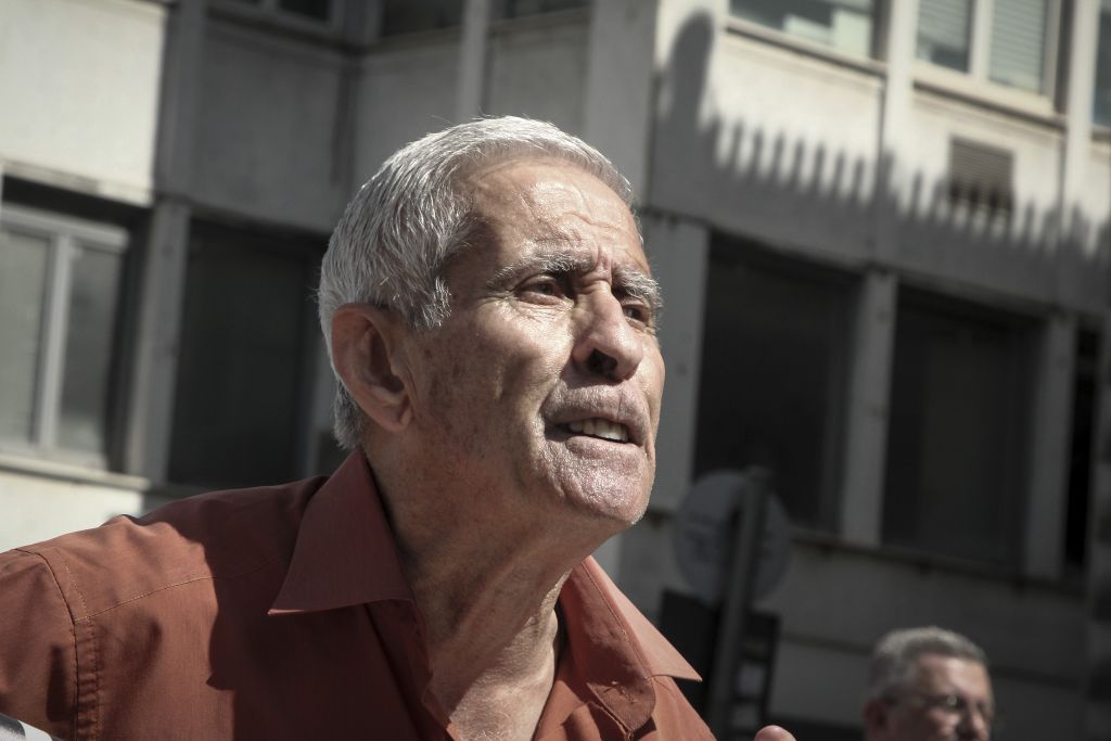 «Βουλιάζουν» στη φτώχεια οι συνταξιούχοι