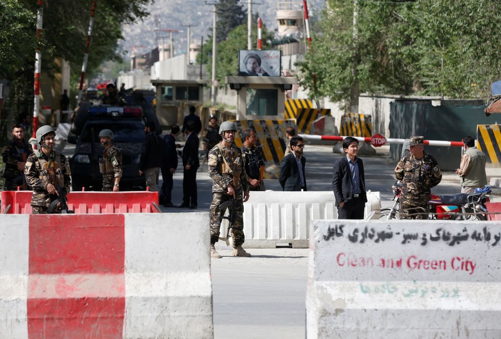 Η αστυνομία πυροβόλησε επίδοξο βομβιστή αυτοκτονίας στην Καμπούλ