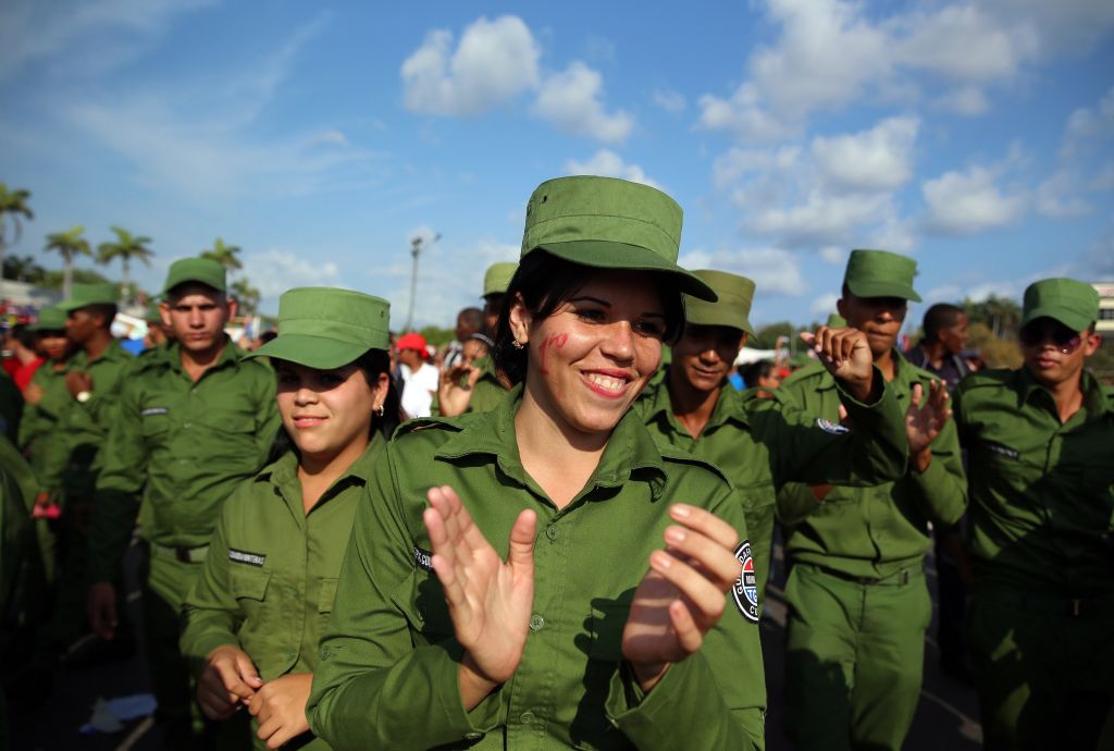 Ναι στον πολιτικό διάλογο με την Κούβα από ΝΔ, όχι από το ΚΚΕ