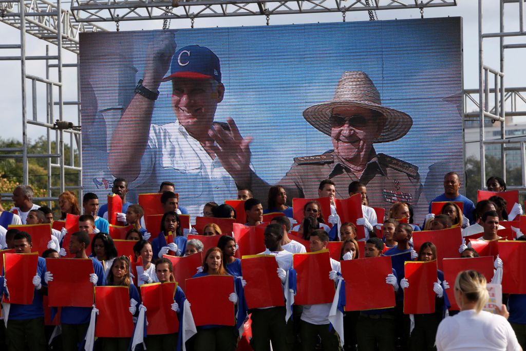 Κούβα: O Ραούλ Κάστρο στις εκδηλώσεις για την Πρωτομαγιά
