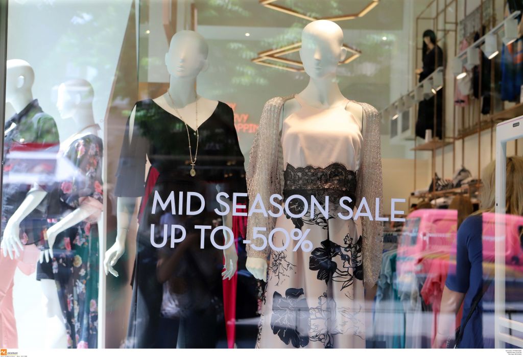 Ανοικτά την Κυριακή τα καταστήματα έως τις 8 το απόγευμα