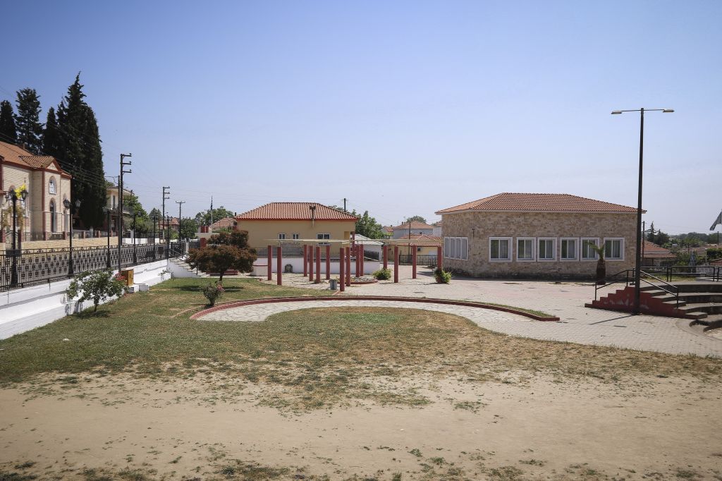 Πήγαν κανονικά στις δουλειές τους οι εργαζόμενοι στη Sunlight