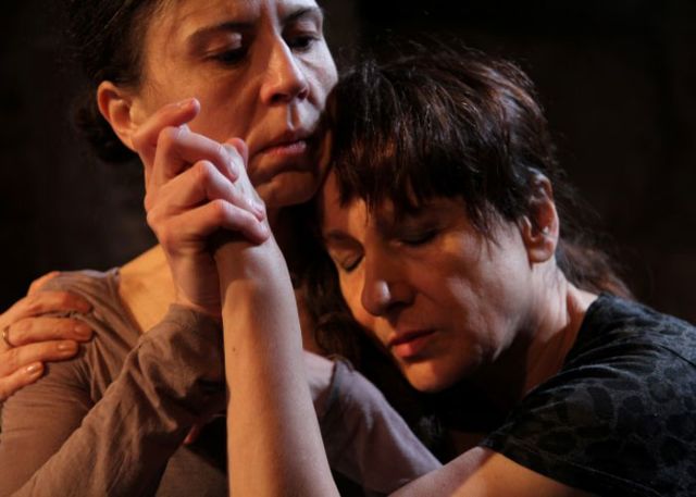 Η ιστορία της μεταπολεμικής Ελλάδας μέσα από ιστορίες άνοιας