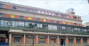 Υπό κατάληψη το φημισμένο πανεπιστήμιο Ecole Normale Superieure