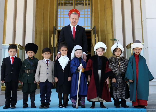 Ερντογάν, ο… προστάτης των καταπιεσμένων!