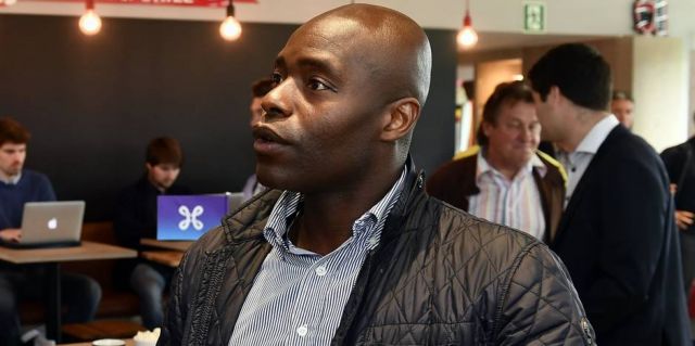 «Ποιος είναι αυτός ο Πιεμπονγκσάντ;»