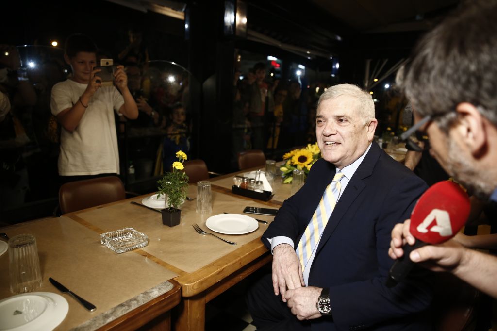 Δ. Μελισσανίδης: «Να ανασταλεί για τον τελικό η τιμωρία του Ιβάν Σαββίδη»