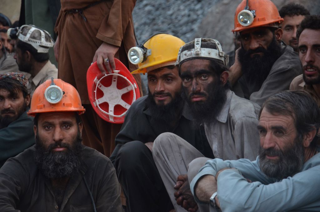 Πολύνεκρη τραγωδία μετά από έκρηξη σε ανθρακωρυχείο στο Πακιστάν