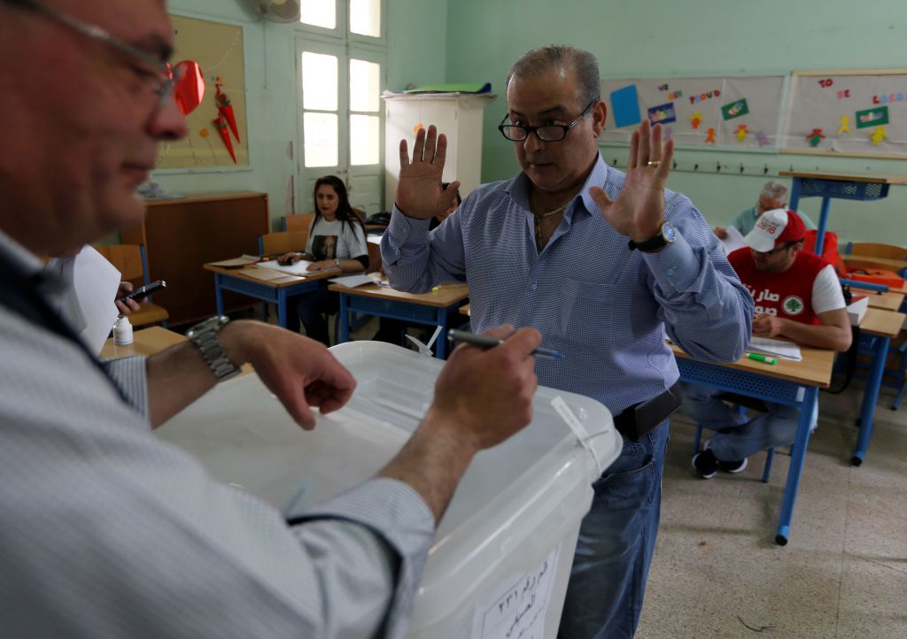 Στις κάλπες ο Λίβανος μετά από σχεδόν μία δεκαετία