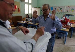 Στις κάλπες ο Λίβανος μετά από σχεδόν μία δεκαετία