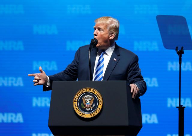 Σόου Τραμπ υπέρ της οπλοκατοχής