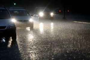 Προβλήματα από τη συνεχόμενη βροχή στην Αττική