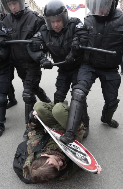 Συνέλαβαν 1.600 διαδηλωτές