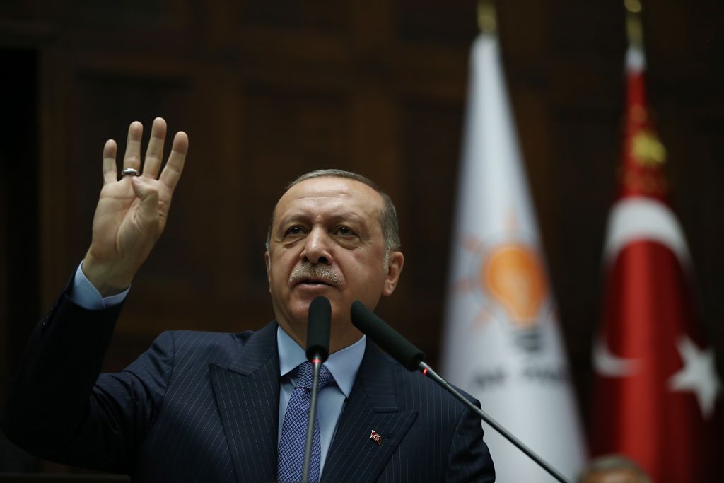 Ο Ερντογάν επικρίνει το μανιφέστο εναντίον του αντισημιτισμού