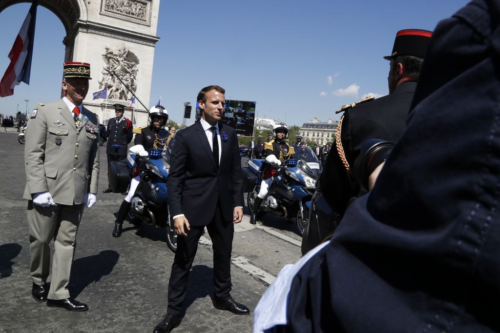 Να τηρήσει τη συμφωνία ζήτησε ο Μακρόν από τον Ροχανί