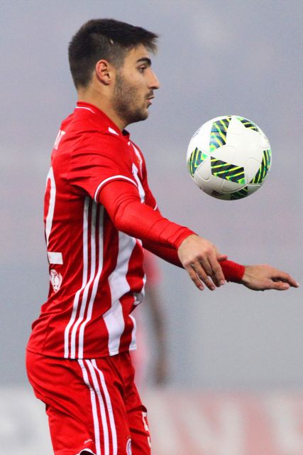 Το δώρο γενεθλίων του Μαρτίνς σε Τσιμίκα, Μανθάτη, Σιώπη