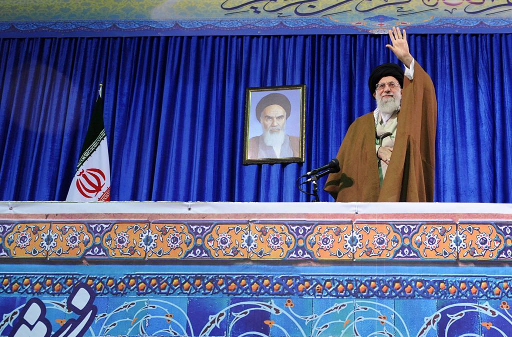 Spiegel: «Η ώρα της Ευρώπης» μετά την απόσυρση των ΗΠΑ