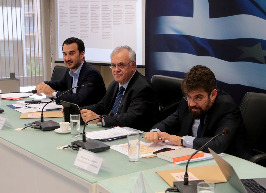 Αλλαγές σε κόκκινα δάνεια,νόμο Κατσέλη, πλειστηριασμούς, κάρτες