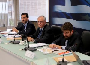 Αλλαγές σε κόκκινα δάνεια,νόμο Κατσέλη, πλειστηριασμούς, κάρτες