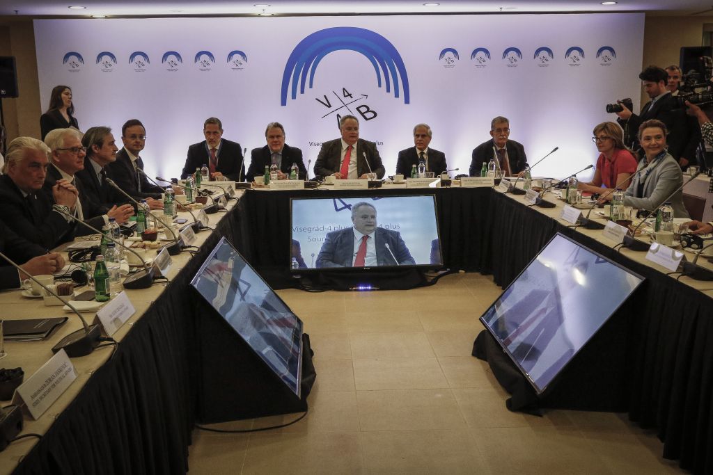 Υπέρ των ισχυρών εθνικών κρατών ο ούγγρος ΥΠΕΞ