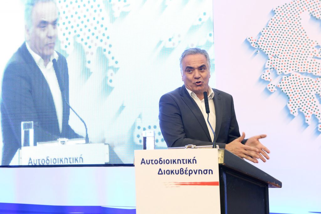 Σκουρλέτης: Εξυγιαντική η κατάτμηση μεγάλων εκλογικών περιφερειών
