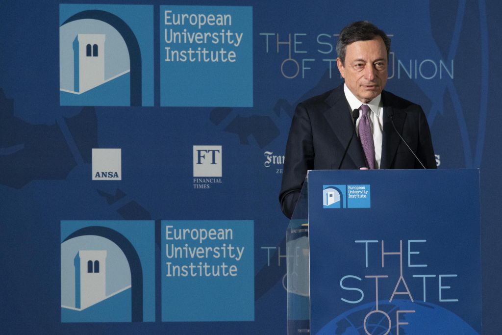 Ανάγκη για ένα νέο «δημοσιονομικό μέσο» στην ευρωζώνη βλέπει ο Ντράγκι