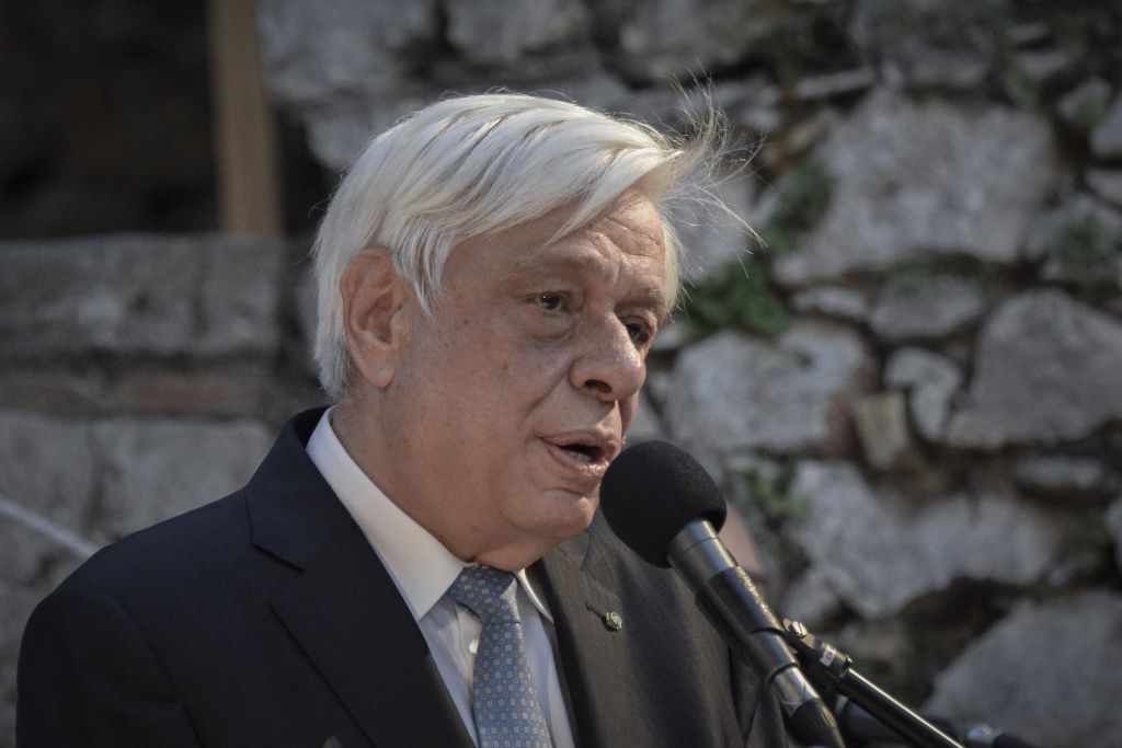 Συγχαρητήρια Παυλόπουλου στην Αννα Κορακάκη