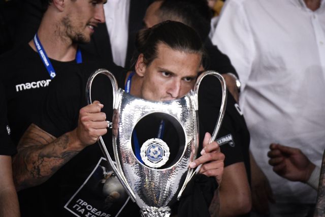 «Πρέπει να πάρω δώρο στον Βιεϊρίνια»