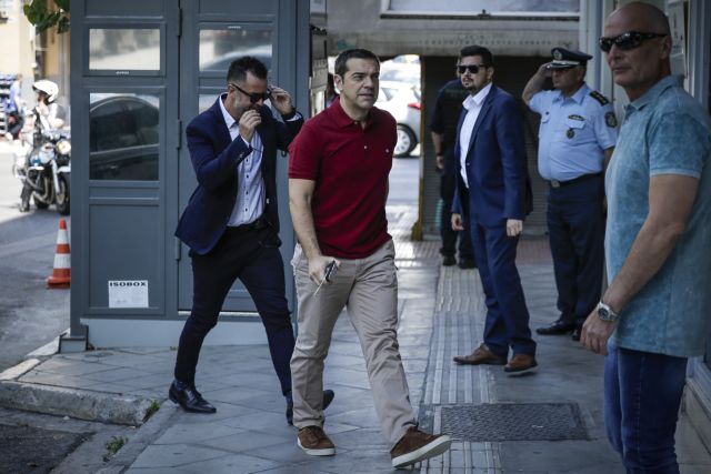 Εκλογικό δίπολο ανάμεσα στην «πρόοδο» και τη «συντήρηση»