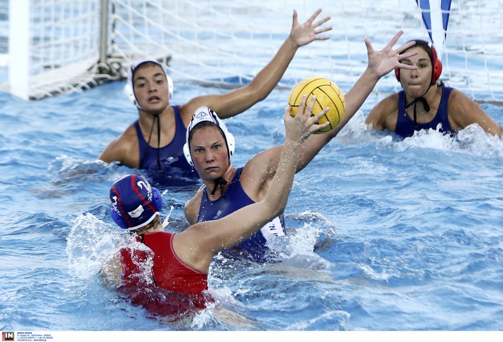 Α1 πόλο γυναικών: «Αγκαλιά» με τον τίτλο τα κορίτσια τού Ολυμπιακού