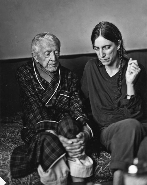 «Η μαύρη πέτρα στην καρδιά μου παλλόταν αθόρυβα»