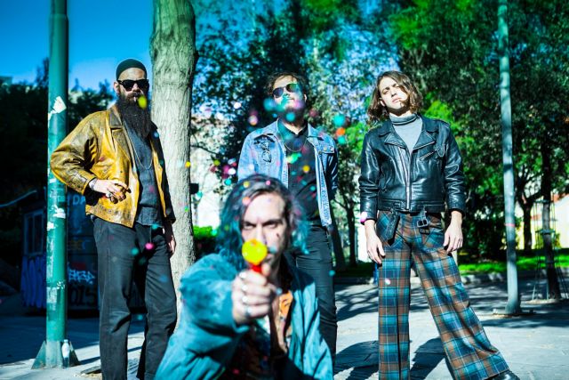 Chickn: Η χαρά που αφήνει χώρο στη θλίψη