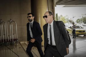 Συμφωνία για λιγνιτικές μονάδες ΔΕΗ και τέλος χρηματοδότησης ΑΠΕ