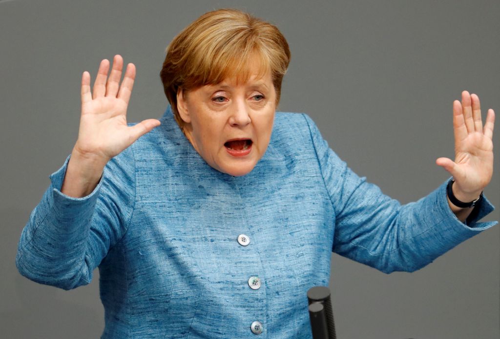 Δίκοπο μαχαίρι για τη Μέρκελ η συμμετοχή του ΔΝΤ στο ελληνικό πρόγραμμα