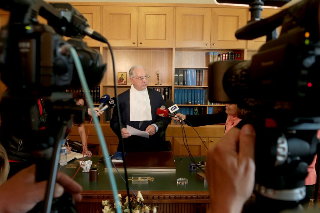 Αποδοκίμασαν την παραίτηση Σακελλαρίου οι σύμβουλοι επικρατείας