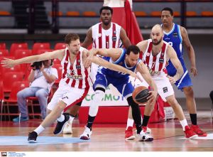 Πλέι-οφ μπάσκετ: Δύσκολη νίκη του Ολυμπιακού επί της Κύμης