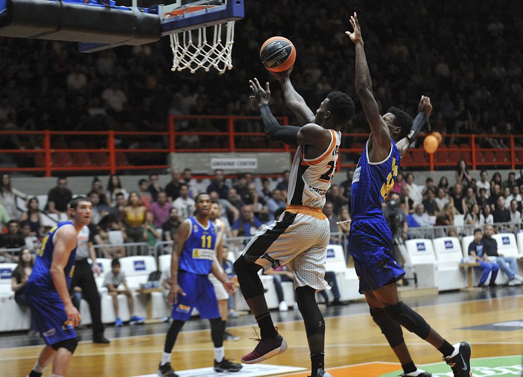 Πλέι-οφ μπάσκετ: Προβάδισμα για τον Προμηθέα Πάτρας