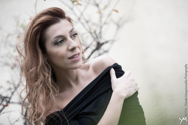 Φρόσω Στυλιανού: Ρομαντικά αισιόδοξη για «’Αλλες μέρες»