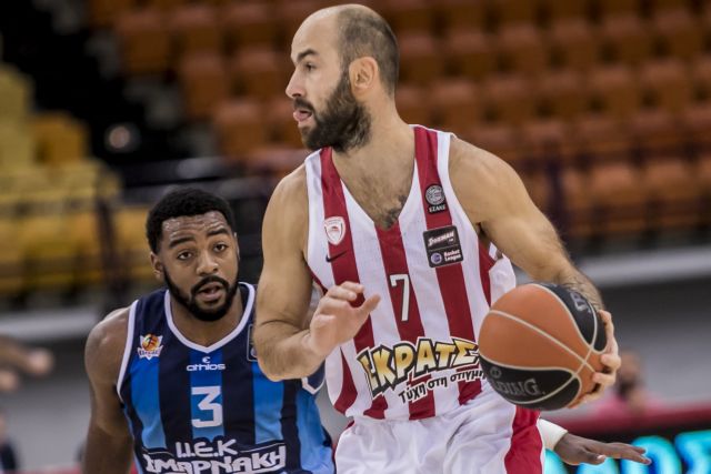 Πόσλεϊ: «Ούτε ένας μισθός στην ώρα του»