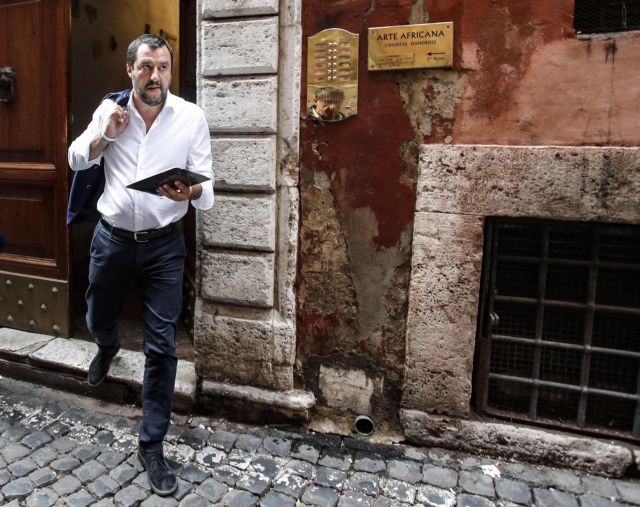 Κυβέρνηση – αγκάθι στην καρδιά της Ευρώπης