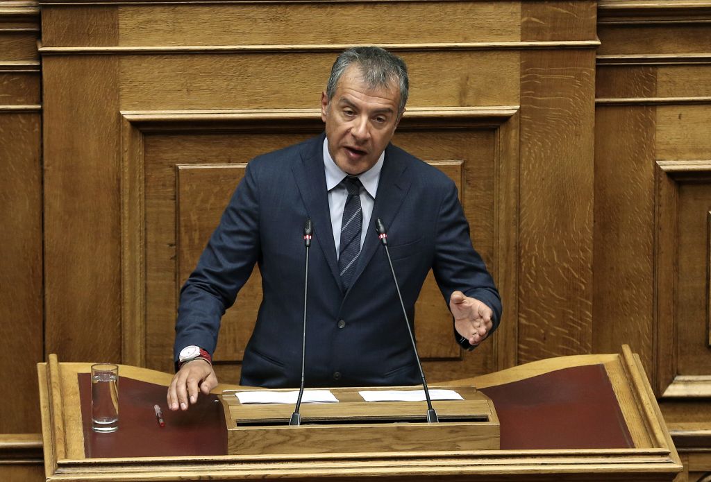 Θεοδωράκης: Η συμφωνία για το Μακεδονικό πρέπει να έχει σφραγίδα ΝΑΤΟ – ΕΕ