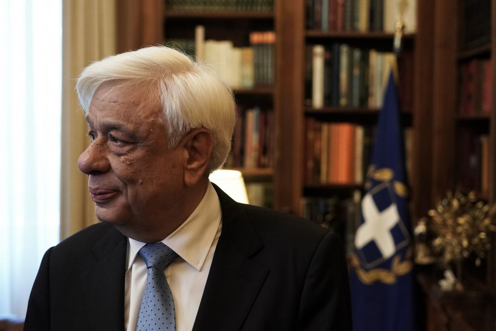 Παυλόπουλος: Διαχειρίσιμο και όχι απλά βιώσιμο το ελληνικό χρέος
