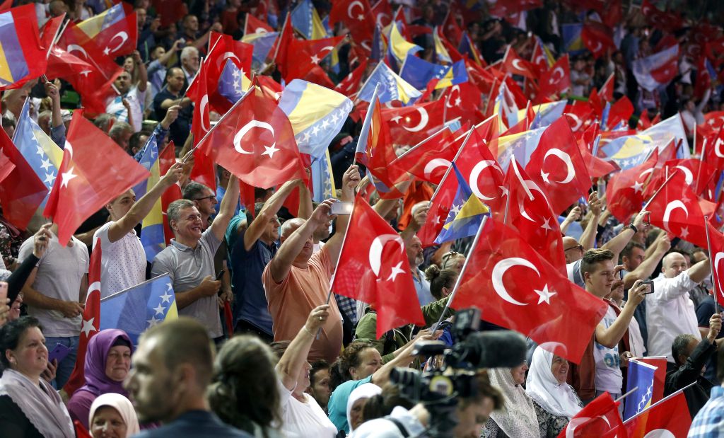 Η Τουρκία καταγγέλλει την απαγόρευση προεκλογικής εκστρατείας στη Γερμανία
